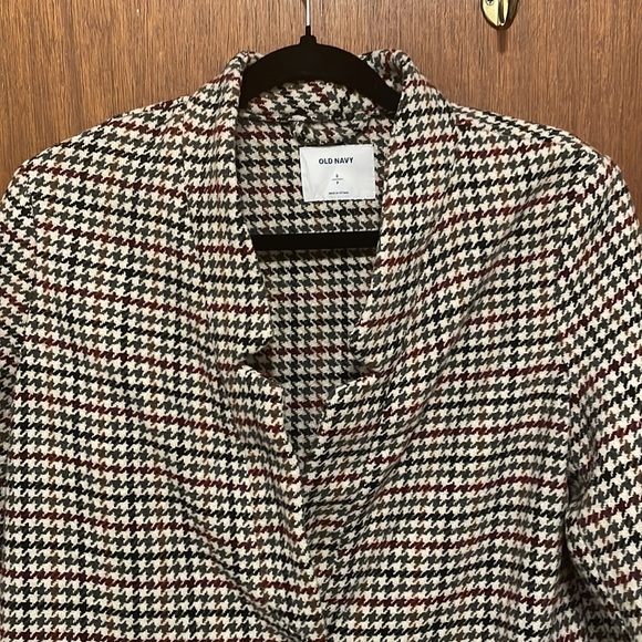 Old Navy Patterned Jacket - Picture 3 of 8